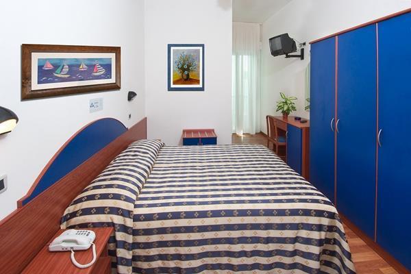 Hotel Milton Cattolica Dış mekan fotoğraf